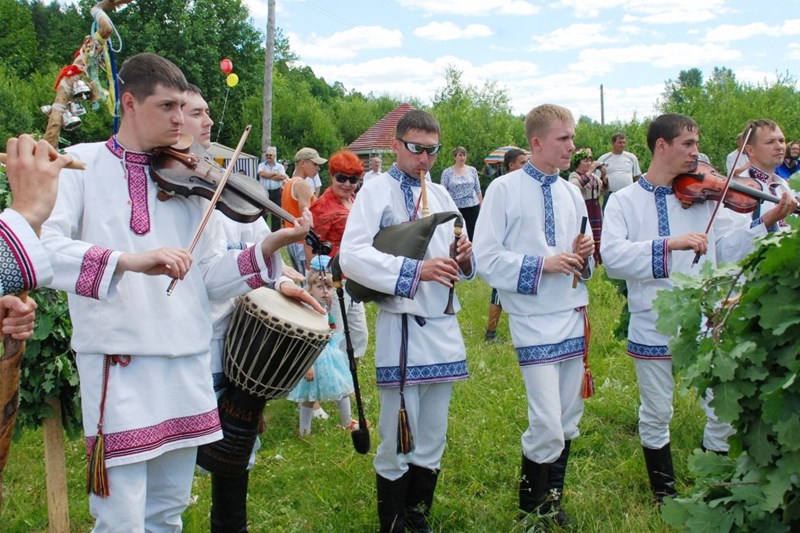 Мордовские музыкальные инструменты фото с названиями