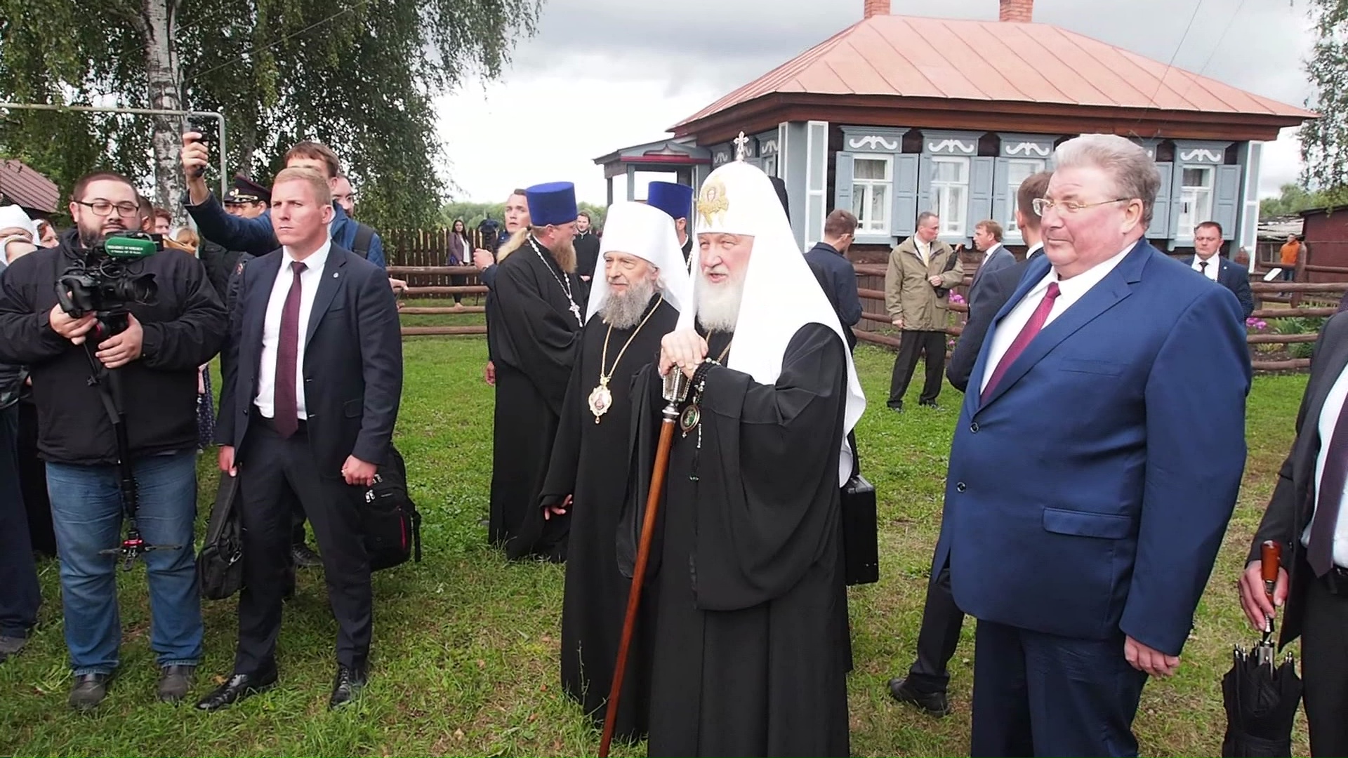 Патриарх Московский и всея Руси Кирилл в Мордовии побывал в доме своих  предков | ГТРК Мордовия