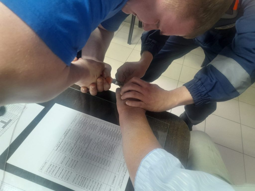 Мордовские спасатели помогли мужчине снять кольцо с пальца